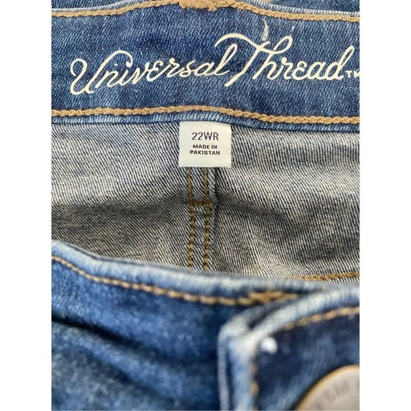 Universal Thread Jeans Size 22WR     - Picture 6 of 6